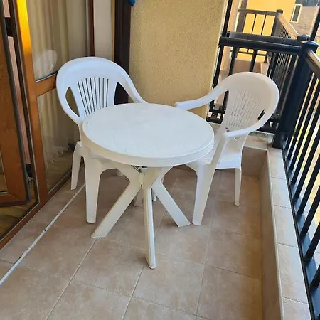 Oasis A4 Kamchia Daire *